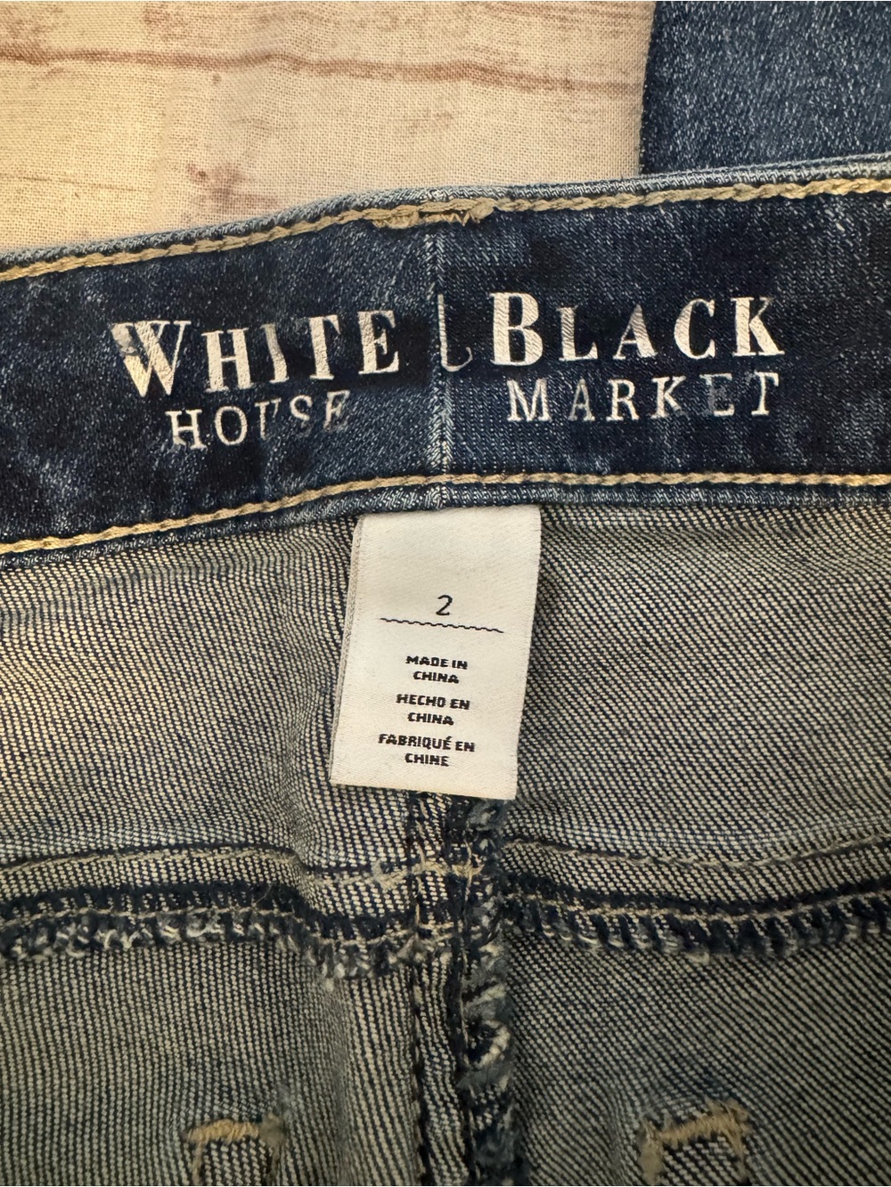 White House Black Market Crop Skinny Jeans - Picture 4 of 7